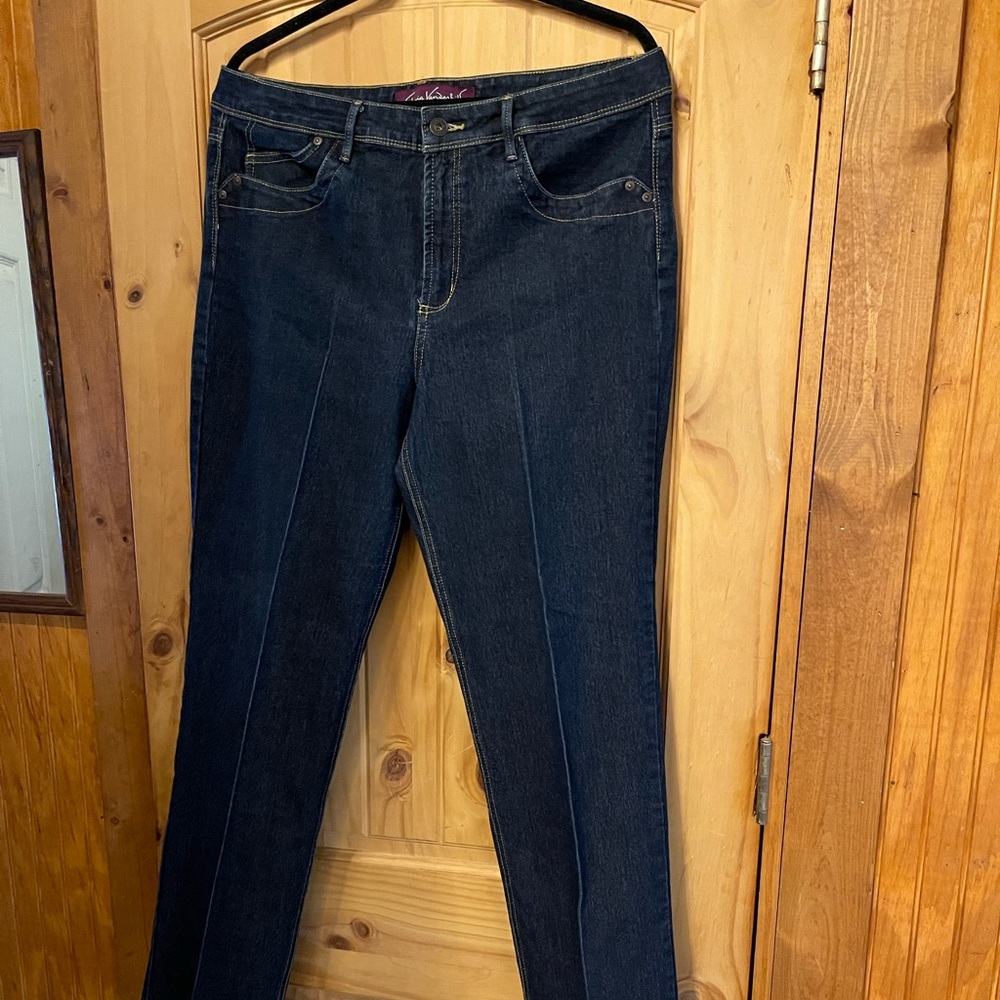 Gloria Vanderbilt jeans